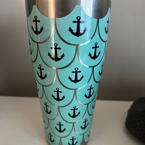 Teva 32 oz nautical water bottle